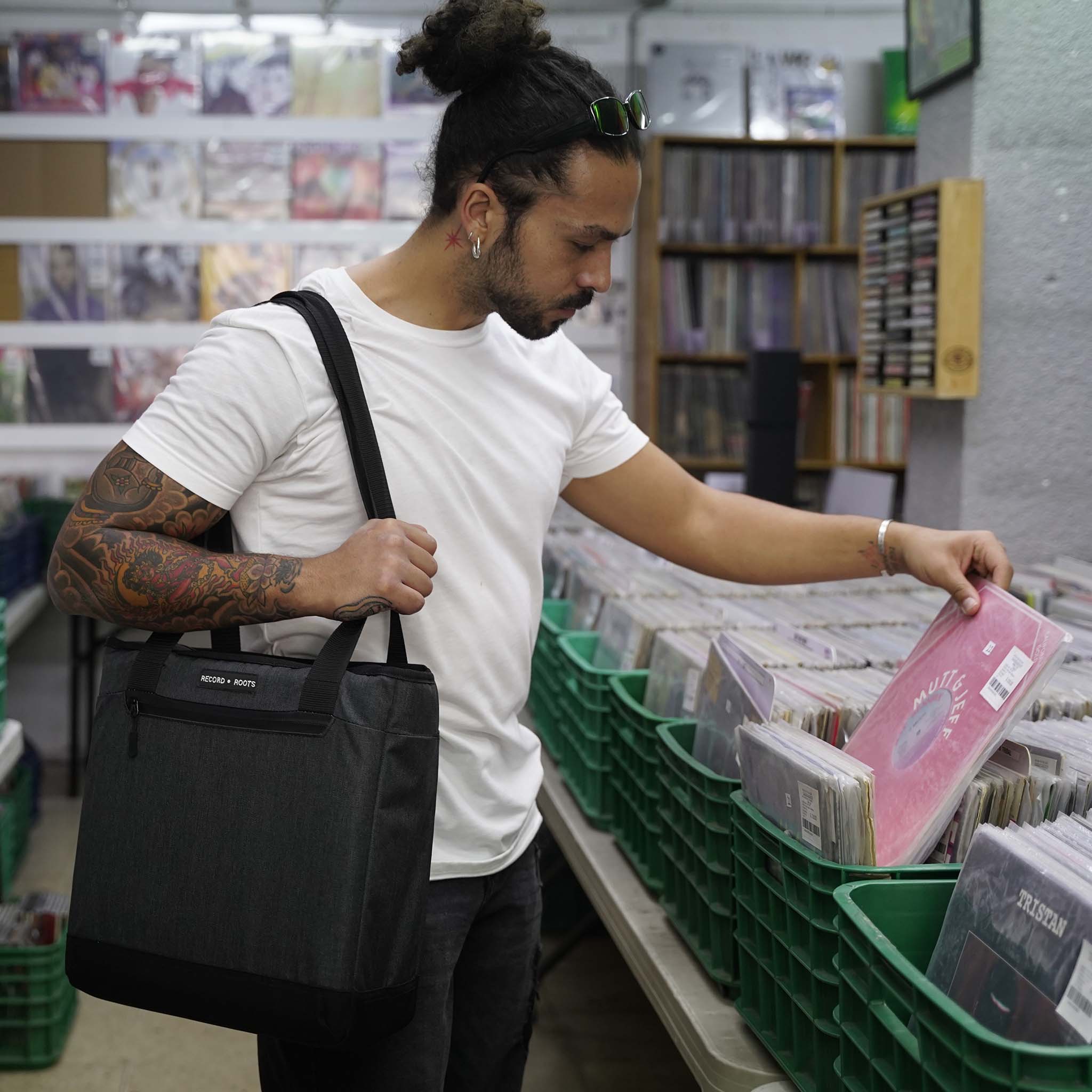 The Ultimate Vinyl Record Carry Bag V2.0 - View 4